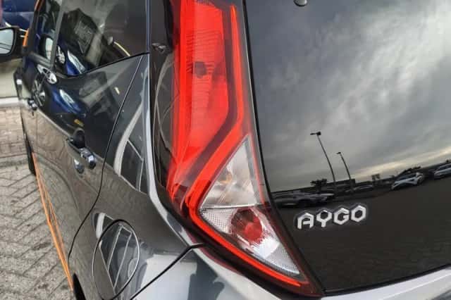 Toyota Aygo (2021) thumbnail 32