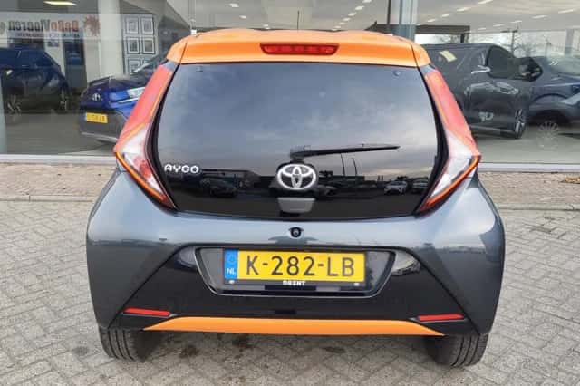 Toyota Aygo (2021) thumbnail 7