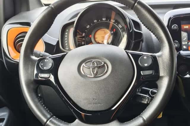 Toyota Aygo (2021) thumbnail 9