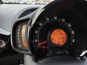 Toyota Aygo (2021) thumbnail 10