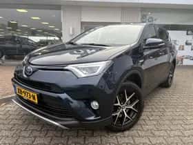 Toyota RAV4 (2018) thumbnail 2