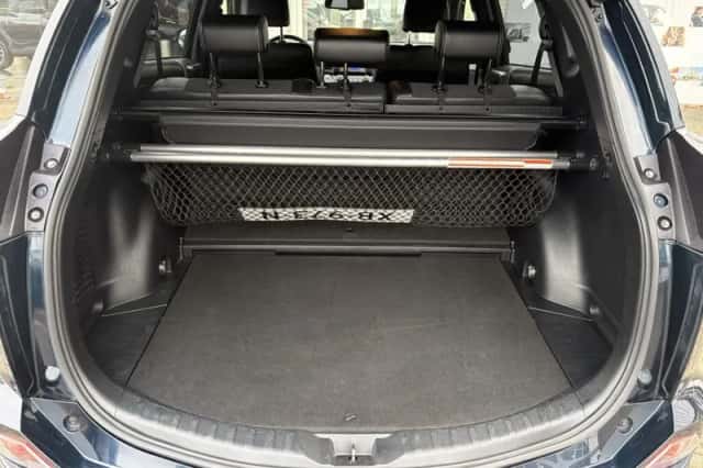 Toyota RAV4 (2018) thumbnail 35