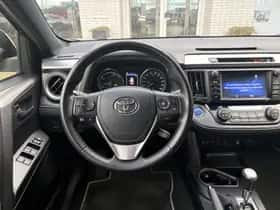 Toyota RAV4 (2018) thumbnail 9