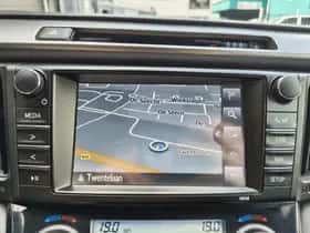 Toyota RAV4 (2018) thumbnail 17