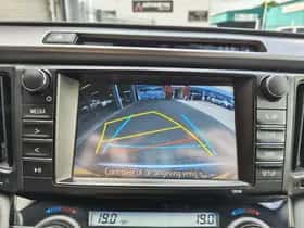 Toyota RAV4 (2018) thumbnail 18