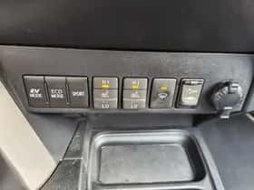 Toyota RAV4 (2018) thumbnail 20