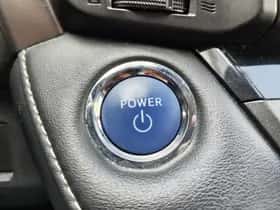 Toyota RAV4 (2018) thumbnail 25