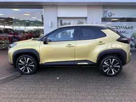 Toyota Yaris Cross (2022) thumbnail 3