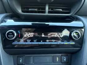 Toyota Yaris Cross (2022) thumbnail 23