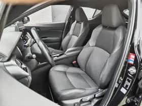 Toyota C-HR (2023) thumbnail 28