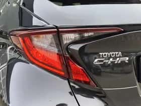 Toyota C-HR (2023) thumbnail 36