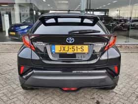 Toyota C-HR (2023) thumbnail 7