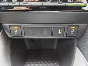 Toyota Yaris (2024) thumbnail 18