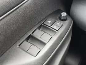 Toyota Yaris (2024) thumbnail 21