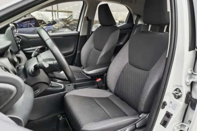 Toyota Yaris (2024) thumbnail 25