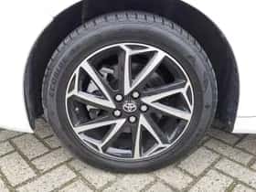 Toyota Yaris (2024) thumbnail 35