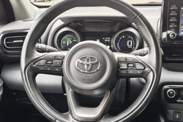 Toyota Yaris (2024) thumbnail 8