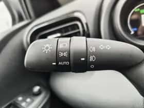 Toyota Yaris (2024) thumbnail 10