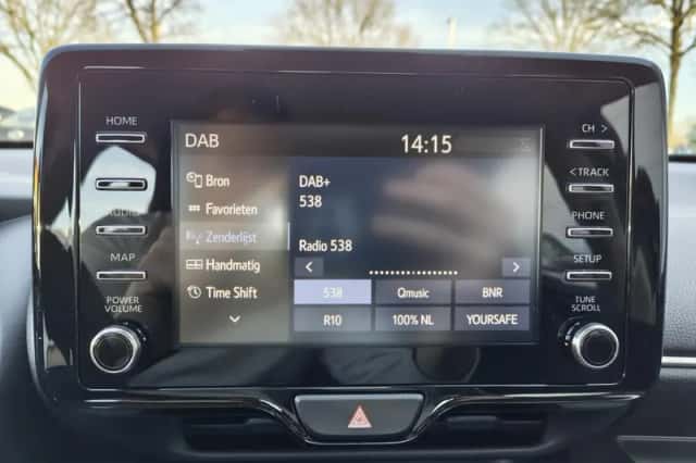 Toyota Yaris (2022) thumbnail 15