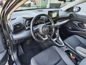 Toyota Yaris (2022) thumbnail 24