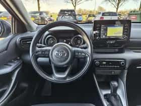 Toyota Yaris (2022) thumbnail 8