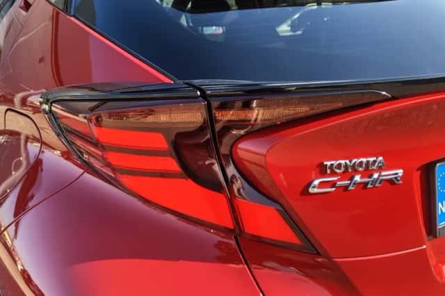Toyota C-HR (2020) thumbnail 37