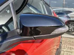 Toyota C-HR (2020) thumbnail 38