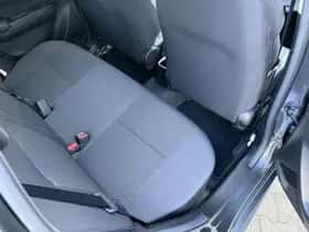 Suzuki Swift (2025) thumbnail 31