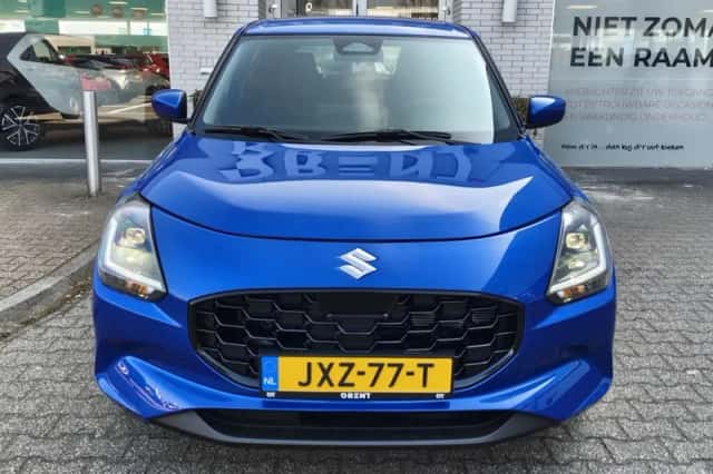 Suzuki Swift (2025) thumbnail 6