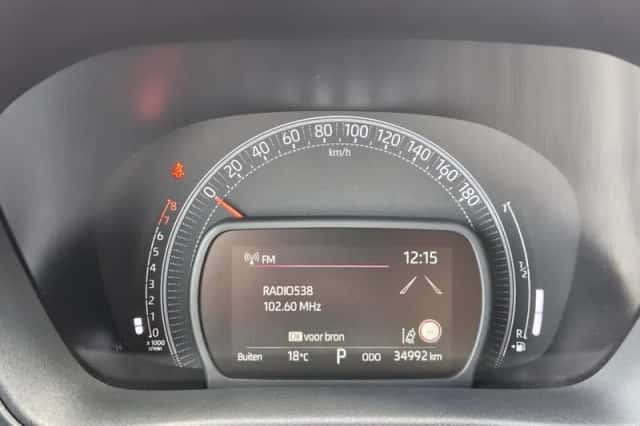 Toyota Aygo (2023) thumbnail 11