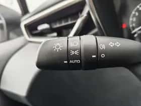Toyota Corolla (2022) thumbnail 12