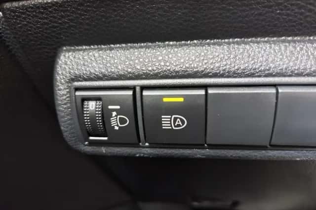 Toyota Corolla (2022) thumbnail 24