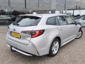 Toyota Corolla (2022) thumbnail 4
