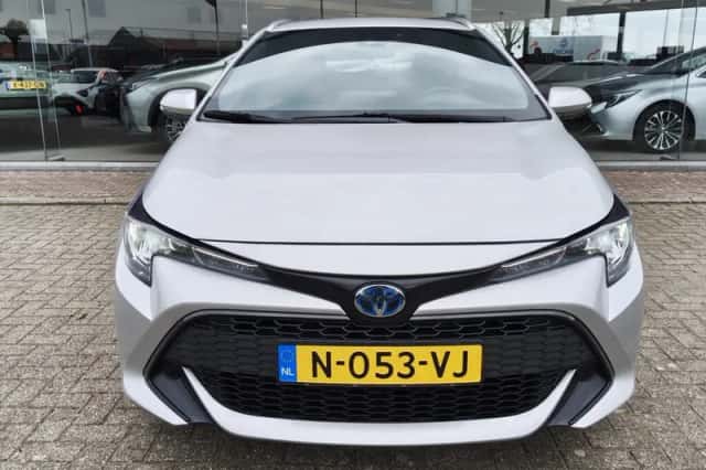 Toyota Corolla (2022) thumbnail 6