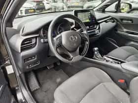 Toyota C-HR (2020) thumbnail 29