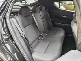 Toyota C-HR (2020) thumbnail 34