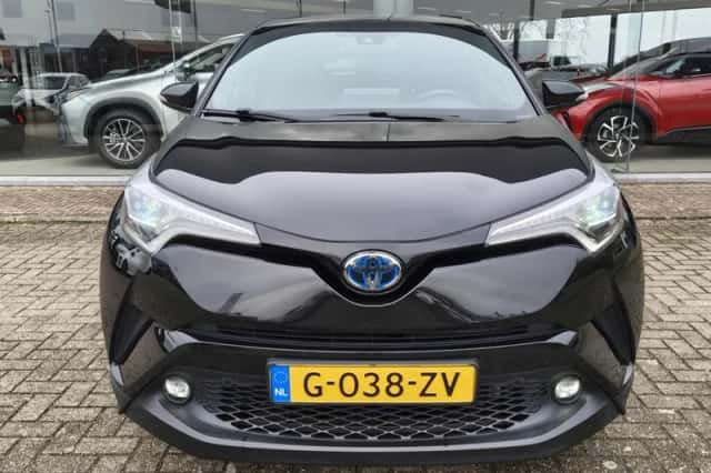 Toyota C-HR (2020) thumbnail 6