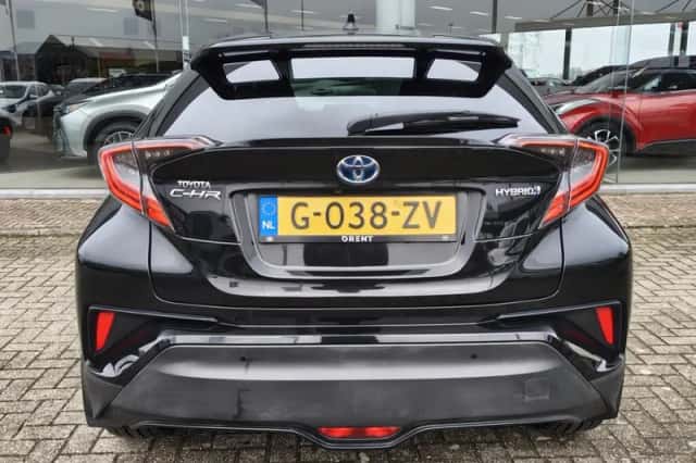 Toyota C-HR (2020) thumbnail 7