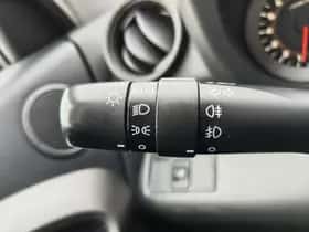 Toyota RAV4 (2010) thumbnail 12