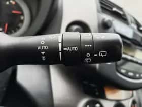Toyota RAV4 (2010) thumbnail 13