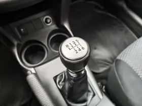 Toyota RAV4 (2010) thumbnail 18