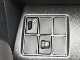 Toyota RAV4 (2010) thumbnail 21