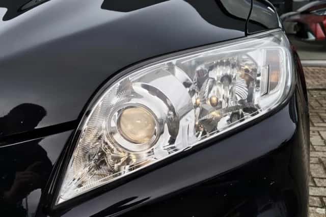 Toyota RAV4 (2010) thumbnail 31