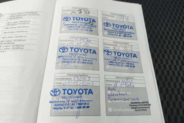 Toyota RAV4 (2010) thumbnail 35