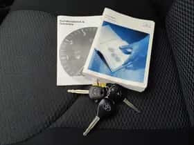 Toyota RAV4 (2010) thumbnail 37