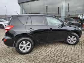 Toyota RAV4 (2010) thumbnail 5