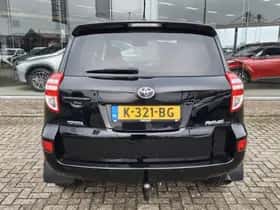 Toyota RAV4 (2010) thumbnail 7