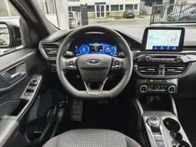 Ford Kuga (2023) thumbnail 11