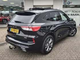 Ford Kuga (2023) thumbnail 4