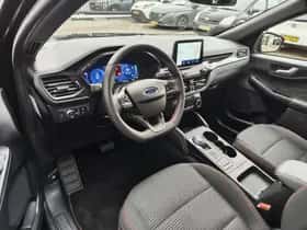 Ford Kuga (2023) thumbnail 31